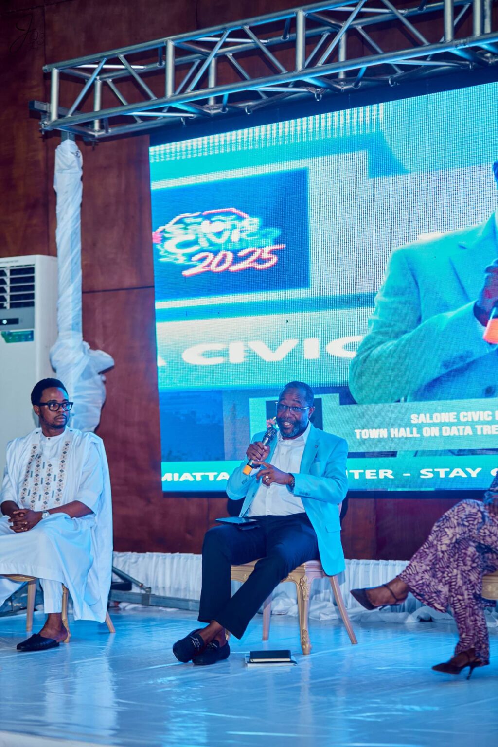 Sierra Leone S Labour Minister Announces New Minimum Wage And Social